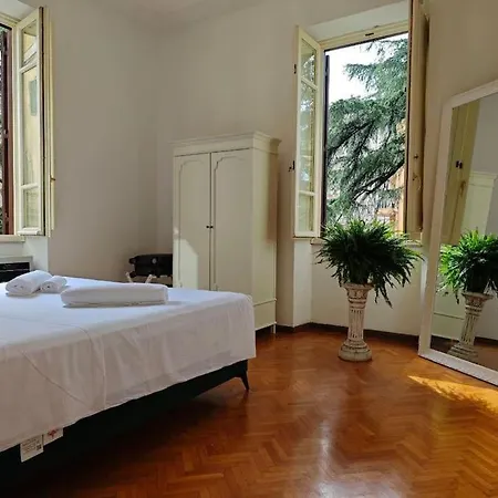 Gjg Aventino 아파트 로마