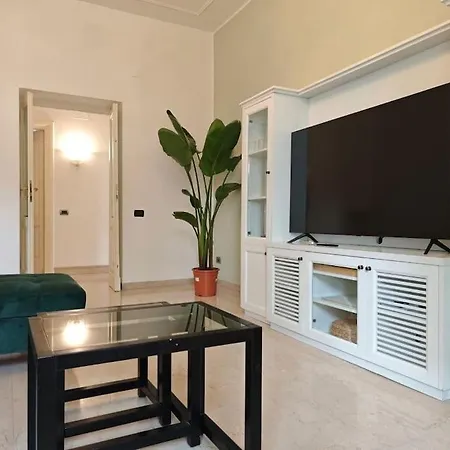 아파트 Gjg Aventino